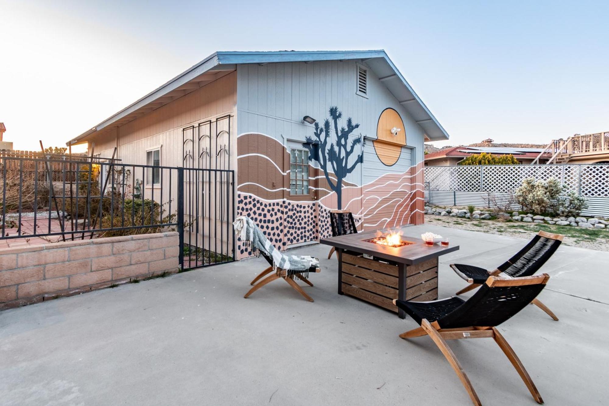 Archie By Avantstay Desert Retreat W Courtyard Edge Of Joshua Tree Юка Вали Екстериор снимка